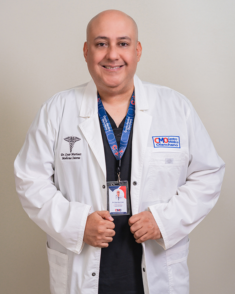 Dr. César Martínez